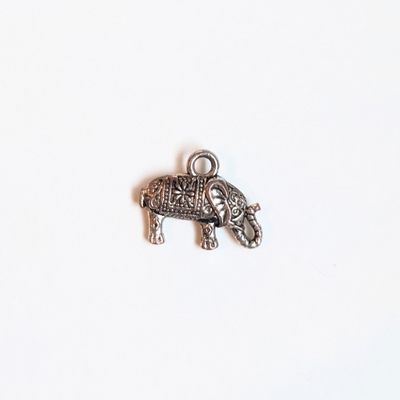 Silver Elephant Charm - Picture 7 of 8